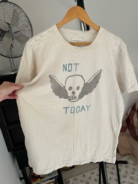 Imogene and Willie T-Shirt XL